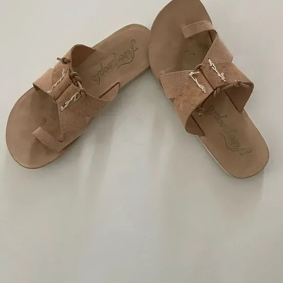 Women Free People Beige Sandal - Picture 4 of 6